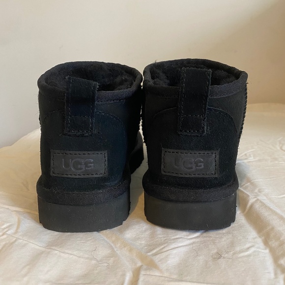 UGG Women's Classic Ultra Mini Boot in Black - Picture 6 of 8